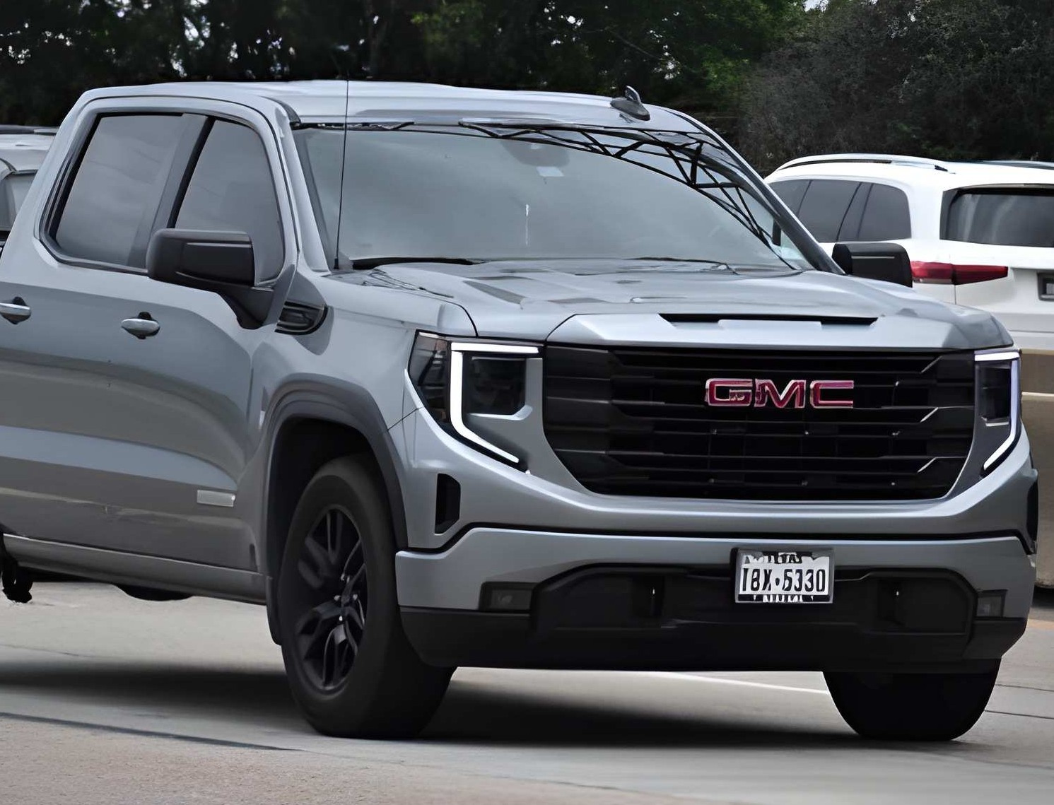 GMC Car Rental in Dubai Luxury SUVs & Powerful Pickups
